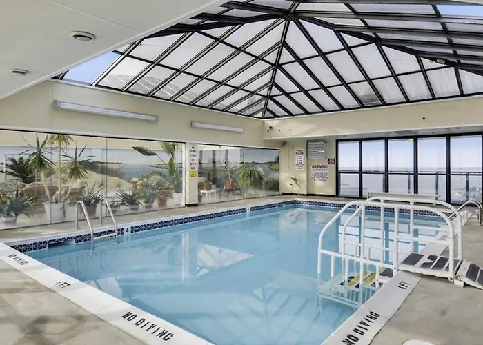 Oceanfront With Ocean View Pools Tennis Sauna & Ac Ocean Stadt