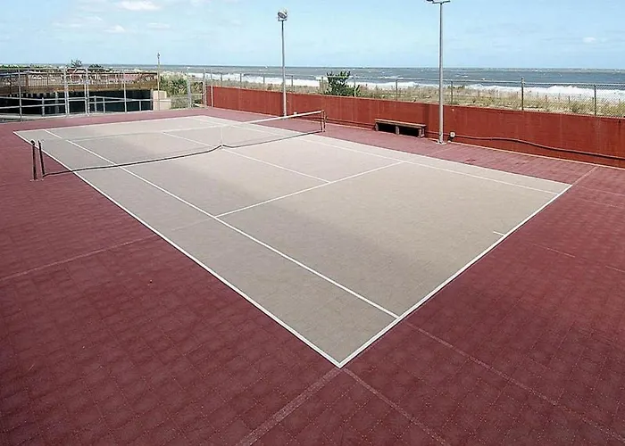 Сasa de vacaciones Oceanfront With Ocean View Pools Tennis Sauna & Ac Ocean City